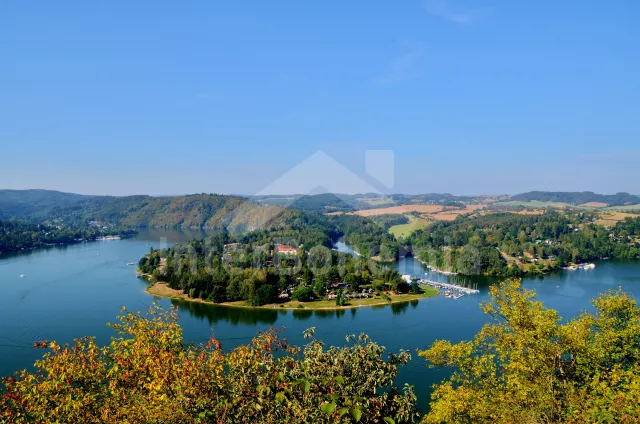 Chalet Slapy Dam OP 0148