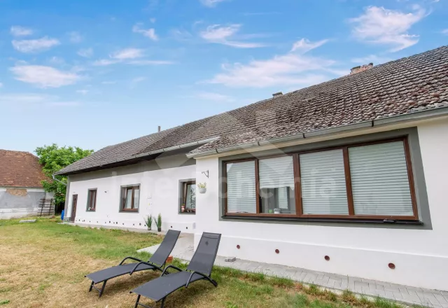 Chalupa Písek a okolí - Louka JC 0851