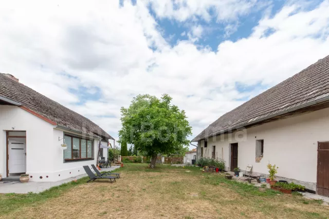 Chalupa Písek a okolí - Louka JC 0851