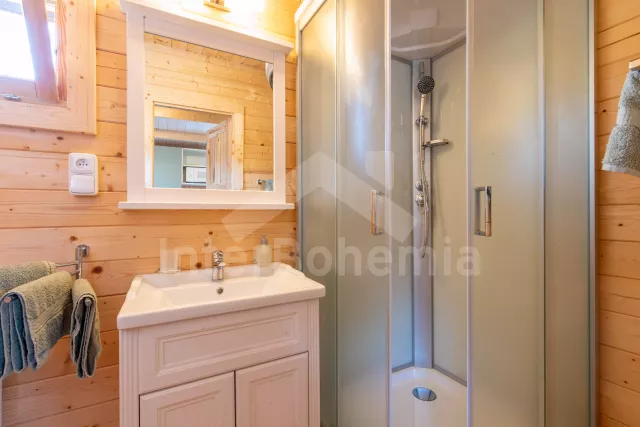 Chata Třeboňsko - Paříž JC 0852