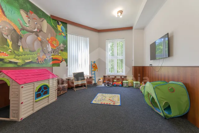 Herna s dětským koutkem a TV