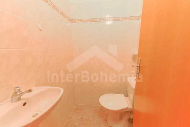 Pokoj č.10 (apartmá) pro 4+1 osoby s vlastní koupelnou a WC