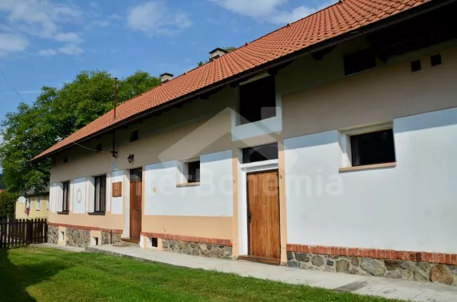 Farmhouse Bohemian Forest ZC 0009