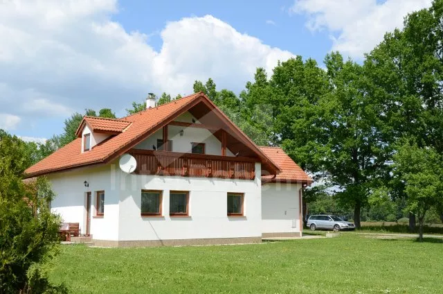 Villa Nové Hrady and Surroundings JC 0162