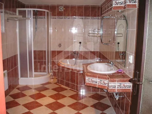 Lodge Spa triangel ZC 0153