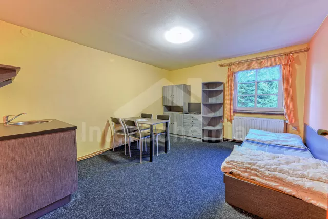 Třetí ložnice v objektu (2. apartmán)