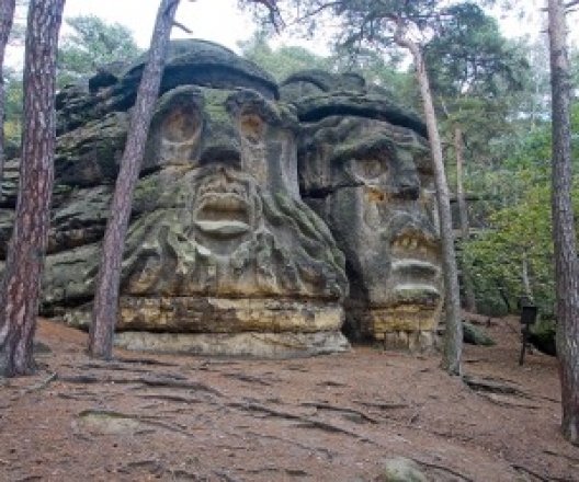 Tajemné Kokořínsko a Máchův kraj